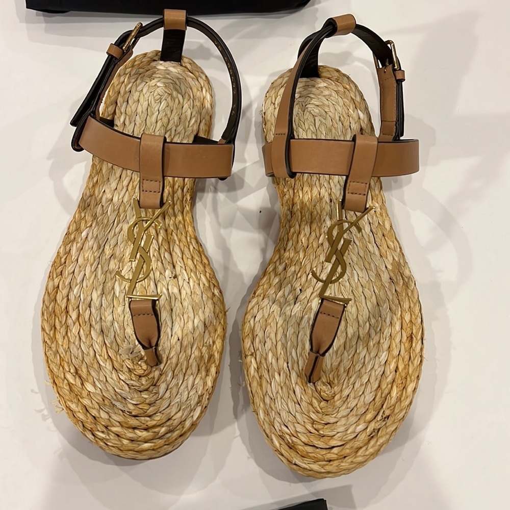 YSL CASSANDRA SANDALS IN VEGETABLE-TANNED LEATHER size 6 - Picture 4 of 11